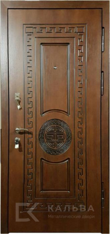 Фото «Железная дверь с медальоном и МДФ-панелью венге геометрия №10»